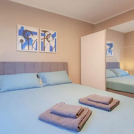 Traumhaftes Mit Tollem Lounge-bereich, Steingrill, Waschmaschine, Klima Apartman *